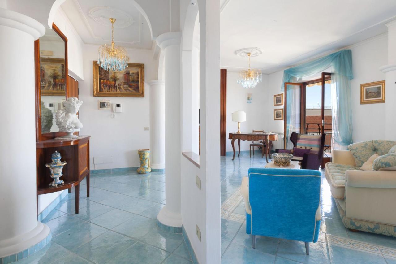 Amore Rentals - Appartamento Cielomare Sorrento Exteriör bild