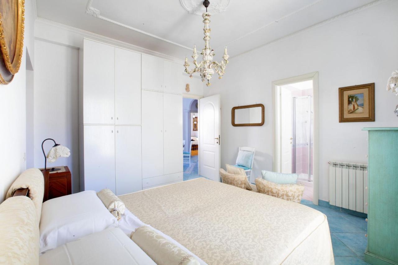 Amore Rentals - Appartamento Cielomare Sorrento Exteriör bild
