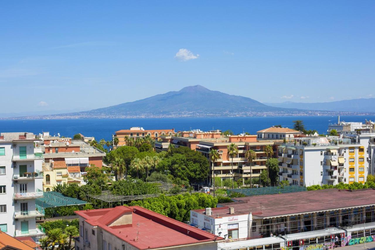 Amore Rentals - Appartamento Cielomare Sorrento Exteriör bild