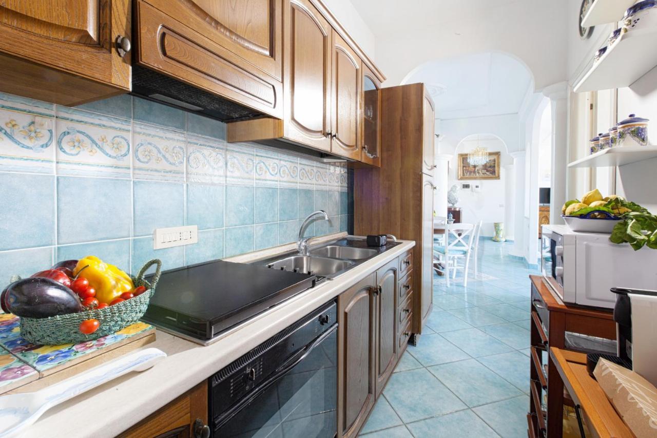 Amore Rentals - Appartamento Cielomare Sorrento Exteriör bild