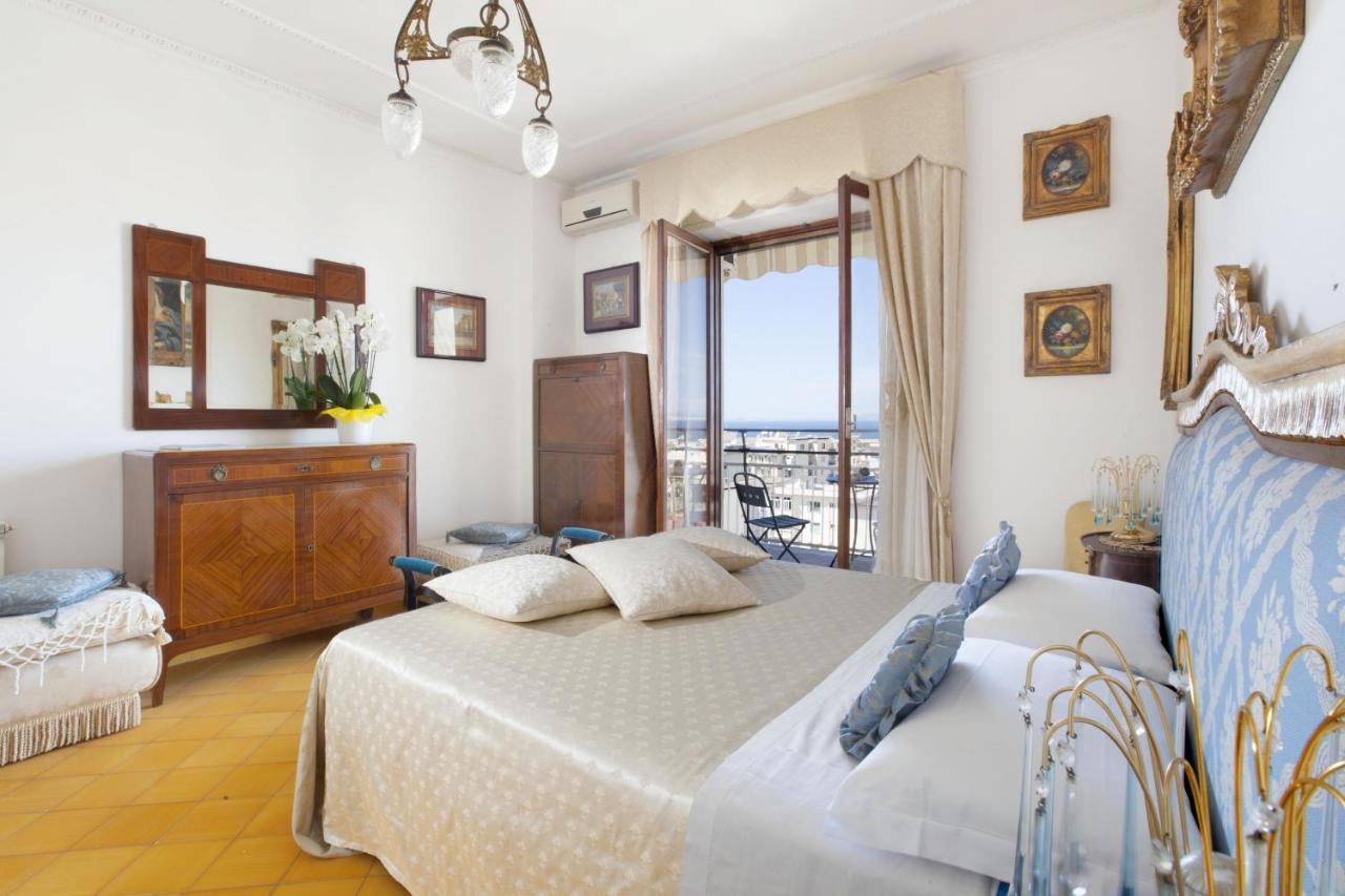 Amore Rentals - Appartamento Cielomare Sorrento Exteriör bild