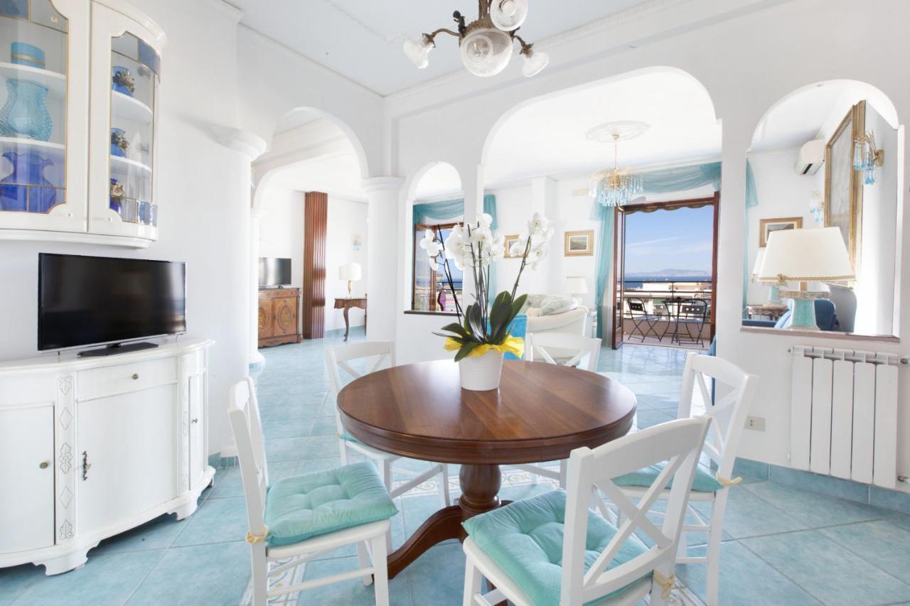 Amore Rentals - Appartamento Cielomare Sorrento Exteriör bild